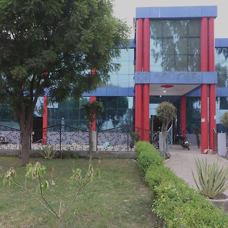 Dadri Hotel O Mulaqat מראה חיצוני תמונה